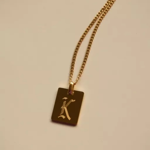18k Gold Plated Engraved Initial Pendant Necklace - Picture 5 of 8